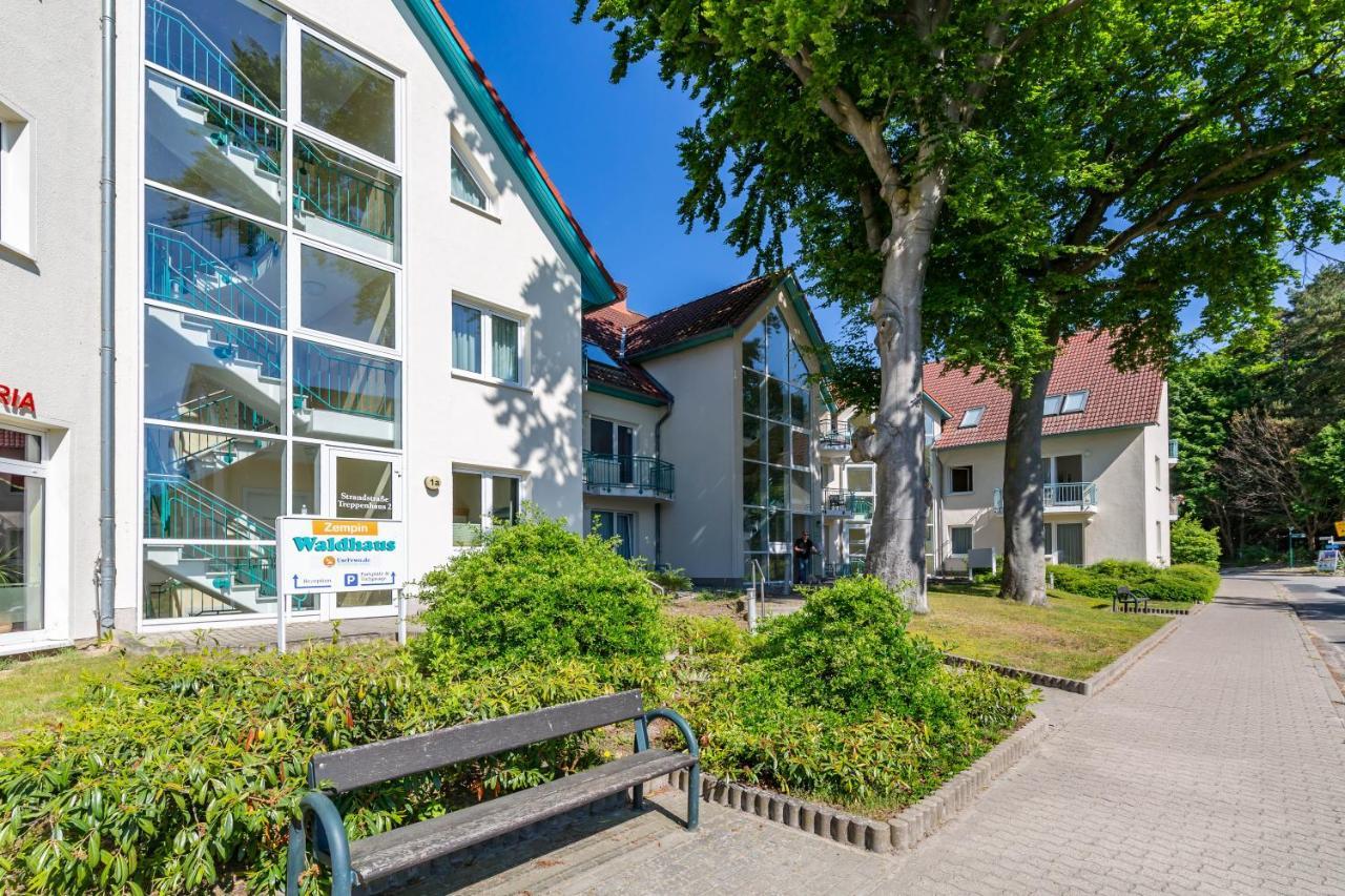 Apartment Diana Mit Terrasse Zempin Exterior foto